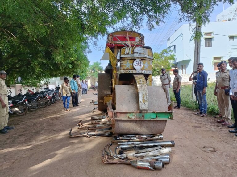 ಕರ್ಕಶ ಶಬ್ದ ಮಾಡುವ ಸೈಲೆನ್ಸರ್ ಹೊಂದಿದ ವಾಹನ ಸವಾರರಿಗೆ ಪೊಲೀಸರ ಎಚ್ಚರಿಕೆ