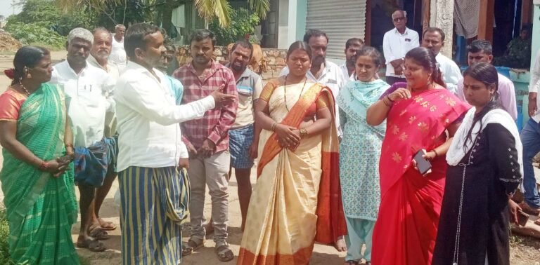 ಸ್ಮಶಾನದಲ್ಲಿ ಮುನ್ನೂರು ಮನೆಗಳ ನಿರ್ಮಾಣ, ಯಾರಿಗೂ ಗೊತ್ತಿಲ್ಲ!!