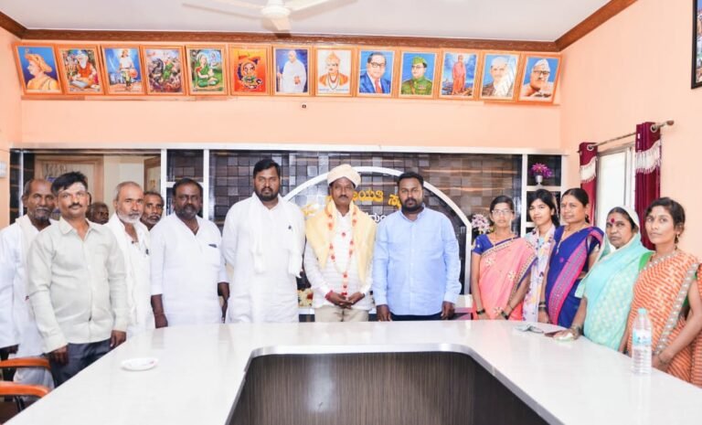 ಚಿಕ್ಕನರಗುಂದ ಗ್ರಾ. ಪಂ. ಅಧ್ಯಕ್ಷರಾಗಿ ಲಕ್ಷ್ಮಣ ಕಂಬಳಿ ಅವಿರೋಧ ಆಯ್ಕೆ