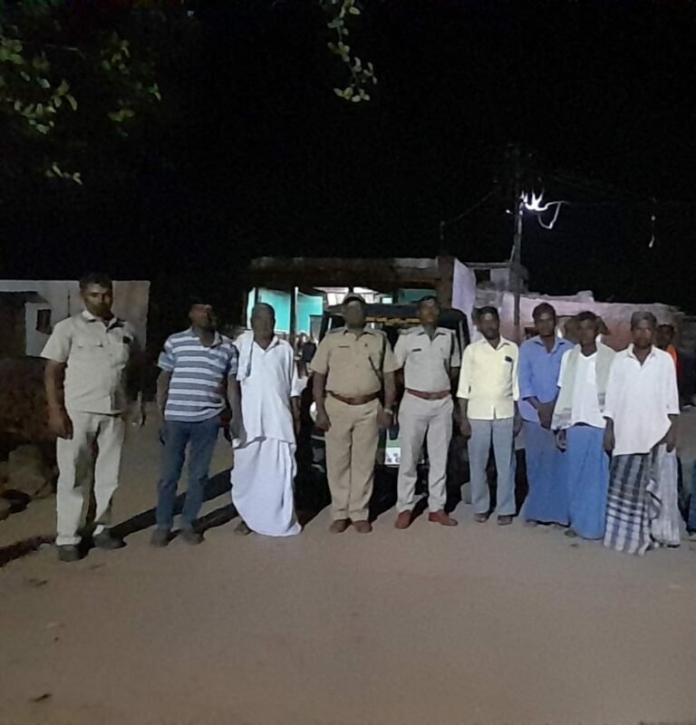ಮಕ್ಕಳ ಮೇಲೆ ತೋಳ ದಾಳಿ; ಬೆನ್ನಟ್ಟಿದರೂ ಸಿಗದ ತೋಳ, ಅರಣ್ಯ ಇಲಾಖೆ ಅಧಿಕಾರಿಗಳಿಂದ ಶೋಧ