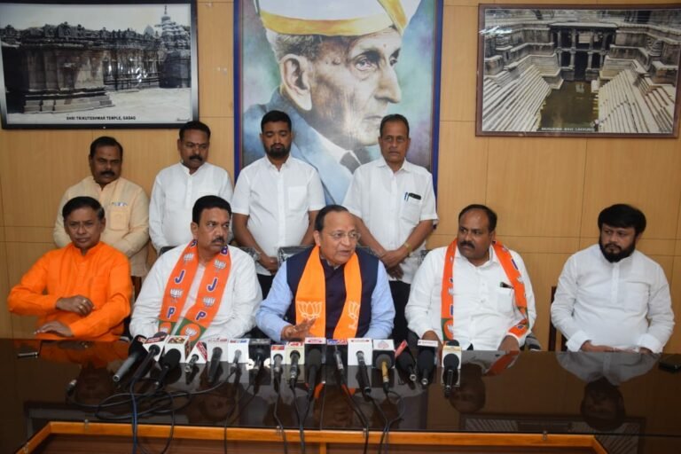 ‘ಕಾಂಗ್ರೆಸ್ ಸುಳ್ಳು ಆರೋಪಗಳ ಮೂಲಕ ಜನರ ದಿಕ್ಕು ತಪ್ಪಿಸುತ್ತಿದೆ’