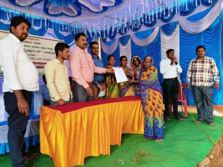 ಸರಕಾರದ ಯೋಜನೆಗಳನ್ನು ಅರ್ಹ ಫಲಾನುಭವಿಗಳಿಗೆ ತಲುಪಿಸಲಾಗುತ್ತಿದೆ