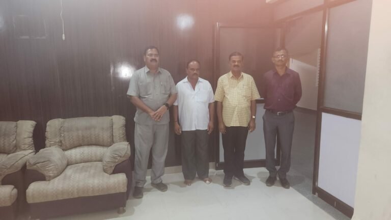 ಲೋಕಾಯುಕ್ತ ಪೊಲೀಸರ ದಾಳಿ; ವಂಶಾವಳಿ ಪ್ರಮಾಣಪತ್ರ ಕೊಡಲು ಲಂಚ ಪಡೆಯುತ್ತಿದ್ದ ಬ್ರೋಕರ್ ಬಂಧನ, ರೆವಿನ್ಯೂ ಇನ್ಸ್‌ಪೆಕ್ಟರ್ ಪರಾರಿ
