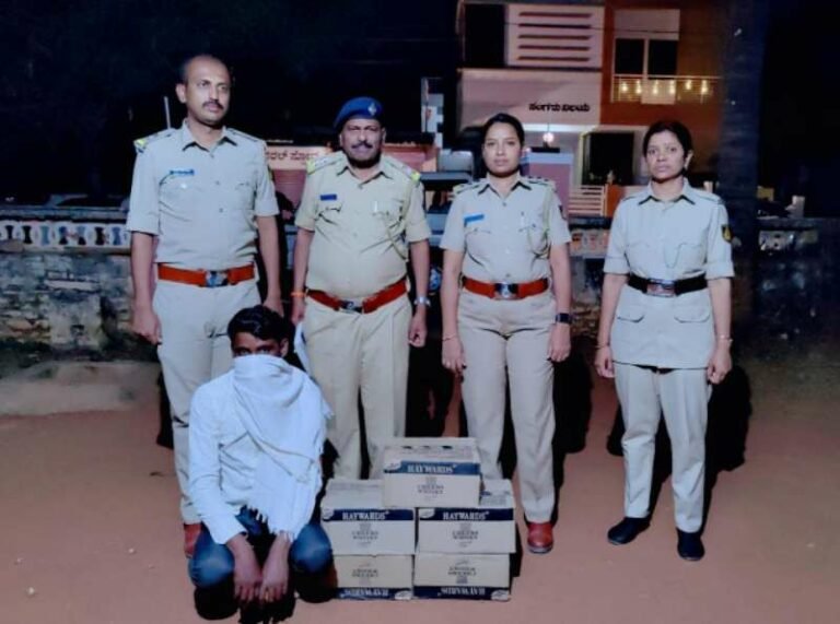 ಚೆಕ್ ಪೋಸ್ಟ್ ನಲ್ಲಿ ತಪಾಸಣೆ; 80 ಸಾವಿರ ಮೌಲ್ಯದ ಮದ್ಯ, 2.50 ಲಕ್ಷ ರೂ.ಮೌಲ್ಯದ ಪ್ರಚಾರ ಸಾಮಗ್ರಿ ವಶ…….