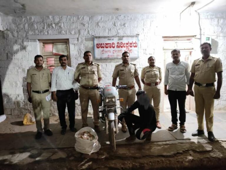 ಪ್ರತ್ಯೇಕ ಕಾರ್ಯಚರಣೆ; ಮೂವರ ಬಂಧನ, ಮದ್ಯ ಜಪ್ತಿ