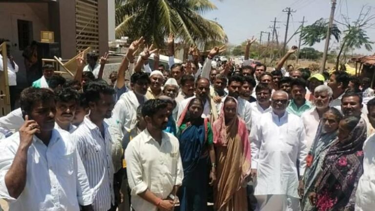 ಬಂಡಾಯ ಅಭ್ಯರ್ಥಿಯಾಗಿ ರಾಮಣ್ಣ ಲಮಾಣಿ ಕಣಕ್ಕೆ; ಹಾಲಿ-ಮಾಜಿ ಒಂದಾಗಲಿದ್ದಾರೆಯೇ ?