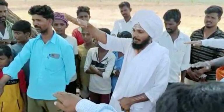 ಬಿಜೆಪಿಗೆ ಮತ ಹಾಕದಂತೆ ಆಣೆ- ಪ್ರಮಾಣ ಮಾಡಿಸಿದ ಆರೋಪ; ಸ್ವಾಮೀಜಿಗಳ ಮೇಲೆ ಪ್ರಕರಣ ದಾಖಲು