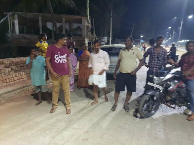 ಗದಗ ಸಮೀಪ ಚಿರತೆ ಪ್ರತ್ಯಕ್ಷ; ಸಾರ್ವಜನಿಕರ, ಪ್ರಯಾಣಿಕರ ಆತಂಕ, ಅರಣ್ಯ ಇಲಾಖೆ ಅಧಿಕಾರಿಗಳ ಶೋಧ ಕಾರ್ಯಾಚರಣೆ