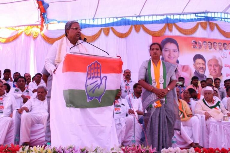 ಪಕ್ಷೇತರ ಅಭ್ಯರ್ಥಿ ರಾಮಕೃಷ್ಣ ದೊಡ್ಡಮನಿ ಬಿಜೆಪಿ ಏಜೆಂಟ್,  ಸೋಲಿಸಿ ಇಡಗಂಟು ಜಪ್ತ ಮಾಡಿ; ಸಿದ್ದರಾಮಯ್ಯ ಕರೆ…..
