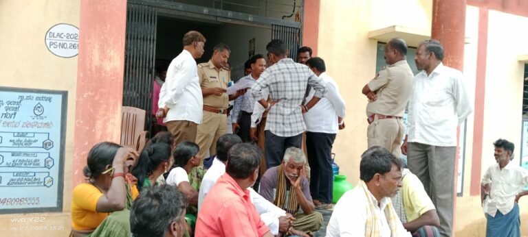 ಗ್ರಾಮ ಪಂಚಾಯತಿ ಅಧ್ಯಕ್ಷ ಸ್ಥಾನಕ್ಕೆ ನಡೆದ ಚುನಾವಣೆ; ನೂಕು-ನುಗ್ಗಲು,  ಗಲಾಟೆ, ಚುನಾವಣೆ ಮುಂದೂಡಿಕೆ