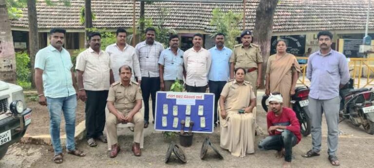 ಗದಗ ಶಹರ ಪೊಲೀಸರ ಕಾರ್ಯಾಚರಣೆ; ಎಸ್.ಎಮ್ ಕೃಷ್ಣ ನಗರದ ಉಸ್ತಾದ್ ಬಂಧನ