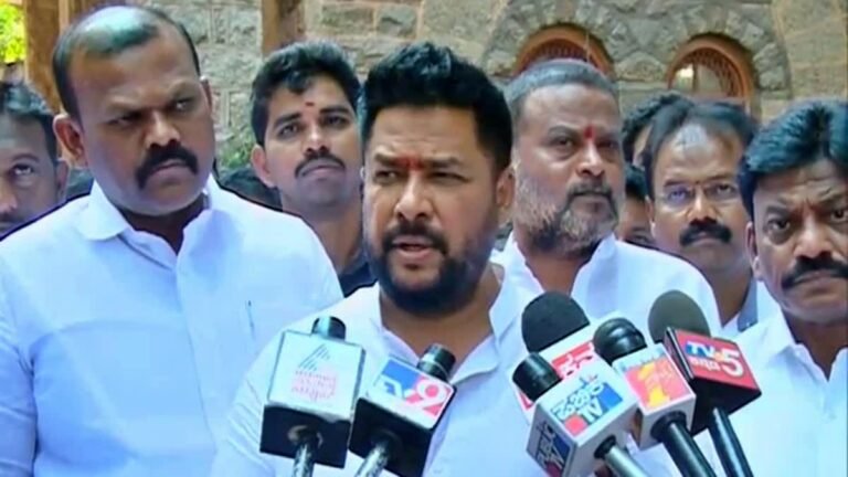 ಮತ್ತೆ ಜಿಲ್ಲೆಯ ಜನರು ಬಯಸಿದರೇ ಜಿಲ್ಲೆ ಒಂದು ಮಾಡುತ್ತೇವೆ: ಸಚಿವ ಬಿ ನಾಗೇಂದ್ರ