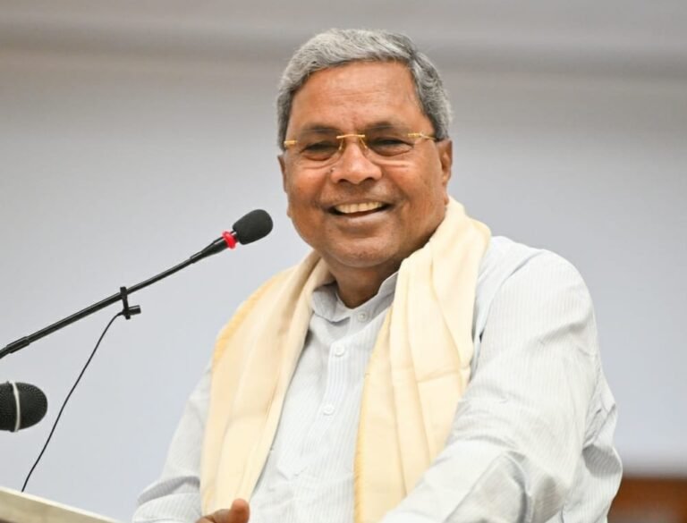 ನಮಗೆ ಸಹಕರಿಸಿದ ಸಮಾಜದ ಪರವಾಗಿ ನಾವುಗಳು ಶ್ರಮಿಸಬೇಕು: ಸಿಎಂ ಸಿದ್ದರಾಮಯ್ಯ