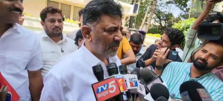 ಕಾಂಗ್ರೆಸ್‌ನಲ್ಲಿ ಯಾವುದೇ ಬಿರುಕಿಲ್ಲ: ಡಿಸಿಎಂ ಡಿಕೆಶಿ