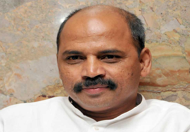 ಆತ್ಮಹತ್ಯೆ ಮಾಡಿಕೊಂಡ ವ್ಯಕ್ತಿ ಯಾರೆಂಬುದು ನನಗೆ ಗೊತ್ತಿಲ್ಲ: ಡಾ. ಶರಣಪ್ರಕಾಶ ಪಾಟೀಲ್