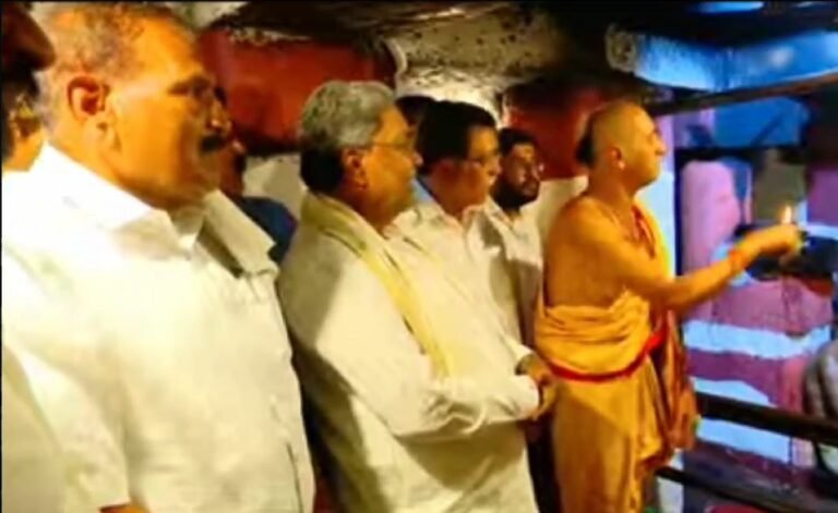 ಹಾಸನಾಂಬೆ ದರ್ಶನ ಪಡೆದ ಸಿಎಂ ಸಿದ್ದರಾಮಯ್ಯ