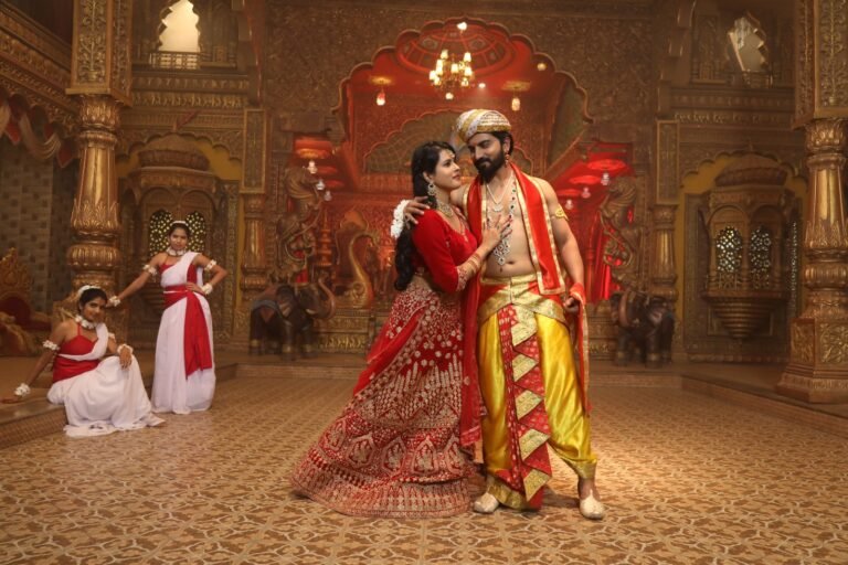 ‘ಅನಾವರಣ’ ಸಿನಿಮಾದ  ಮತ್ತೊಂದು ಹಾಡು ಬಿಡುಗಡೆ… ಅರ್ಜುನ್ ಯೋಗಿ ಹಾಗೂ ಸಾರಿಕಾ ರಾವ್ ಜೋಡಿಯ ಗಾನಬಜಾನ