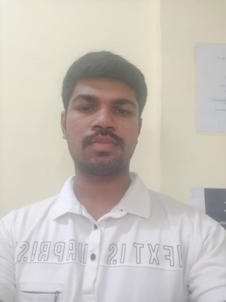 ಬೆಂಗಳೂರಿನಲ್ಲಿ ವಿಚಿತ್ರ ಕಳ್ಳ; ಎಳನೀರು ಕದಿಯಲು ಕಾರಿನಲ್ಲಿ ಬರುತ್ತಿದ್ದ ಆಸಾಮಿ!