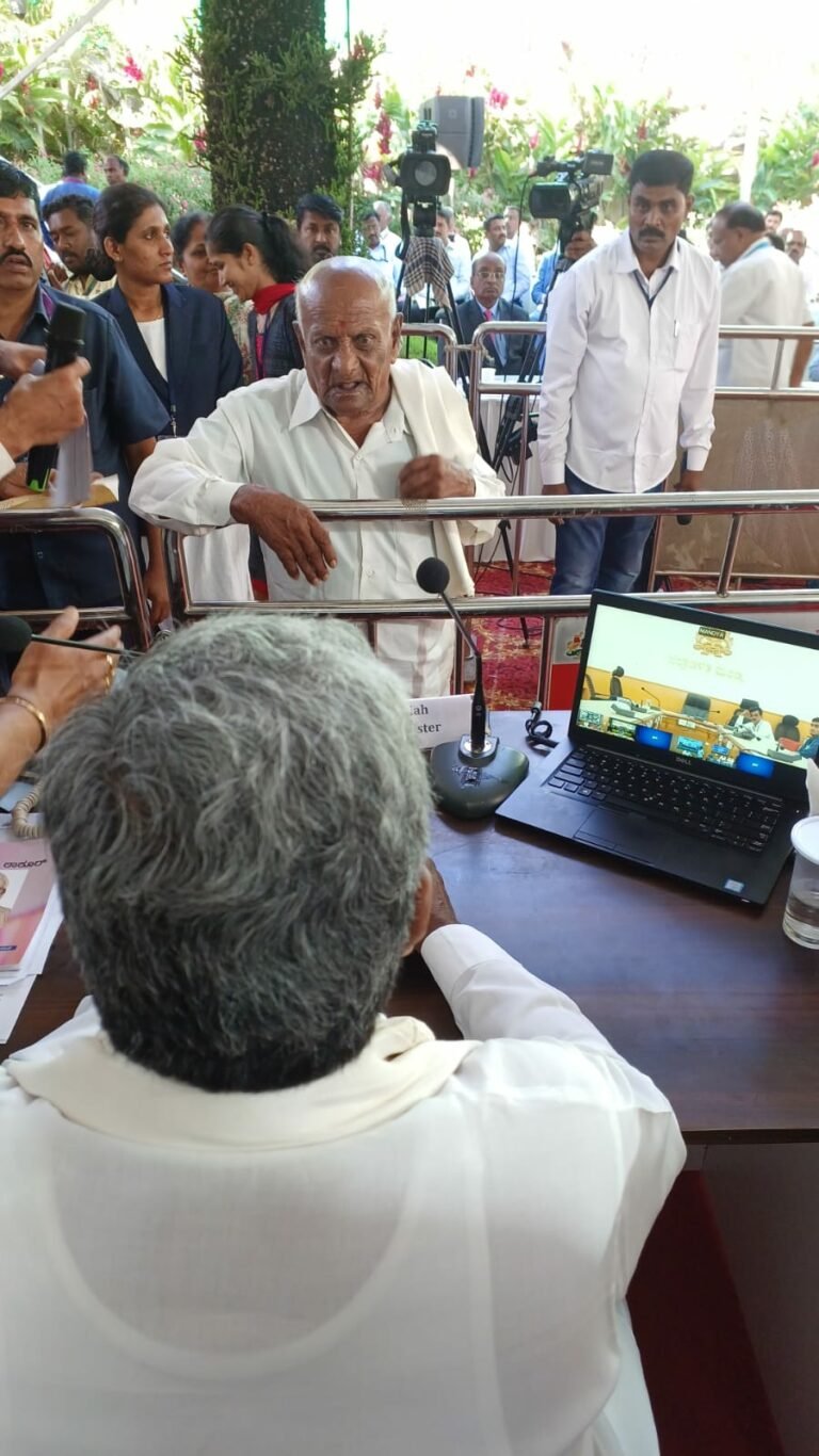 ಜಾನಪದ ಕಲಾವಿದ ಪುಟ್ಟಸ್ವಾಮಿ ಚಿಕಿತ್ಸೆಗೆ ಸಿಎಂ ಸಿದ್ದರಾಮಯ್ಯ ನೆರವು.!