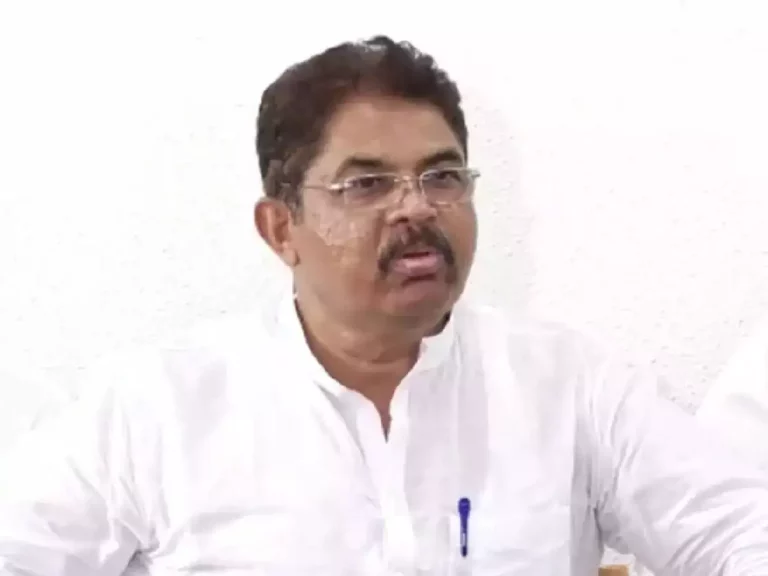 ಅನ್ನ ಕೊಡಬೇಕಾದ ಸರ್ಕಾರ ಅನ್ನವನ್ನು ಕದಿಯುವ ಕೆಲಸ ಮಾಡಿದೆ: ಆರ್ ಅಶೋಕ್