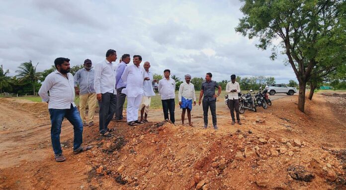 Gojanur-Yalavatti road deteriorated due to rain