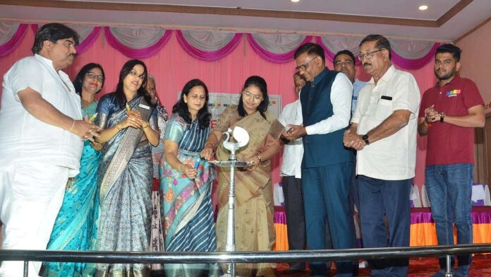 District Collector Vaishali ML Abhimatha inaugurated the 'Udon Trade Fair'