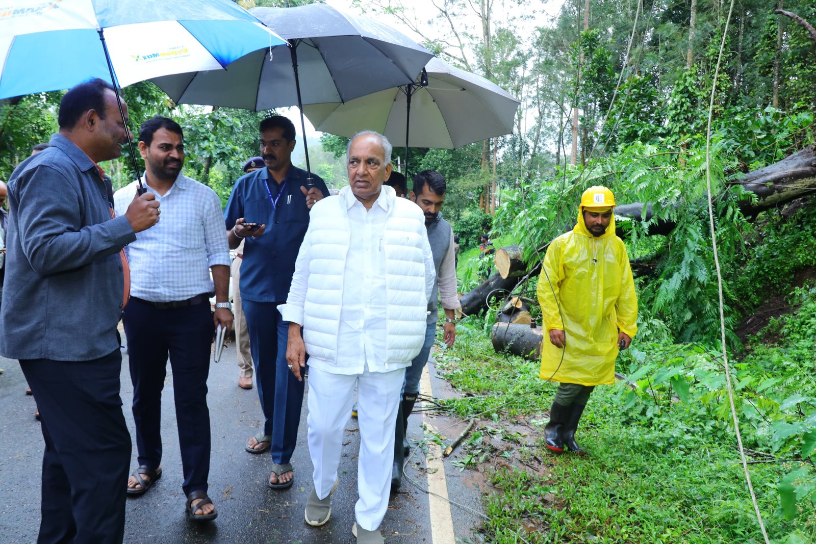 ಮಳೆ ಹಾನಿ ಪ್ರದೇಶಗಳಿಗೆ ಎನ್.ಎಸ್.ಭೋಸರಾಜು ಭೇಟಿ: ಸರ್ಕಾರದಿಂದ ನೆರವಿನ ಭರವಸೆ