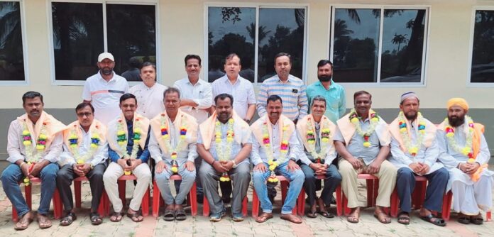 Tribute to members of Anjuman Institute