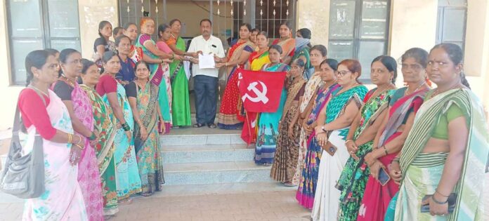 Start LKG UKG in Anganwadis