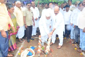 Minister H.K. Bhumi Puja by Patil