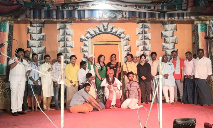 Honored by Shri Kumareshwar Krupaposhit Natya Sangh