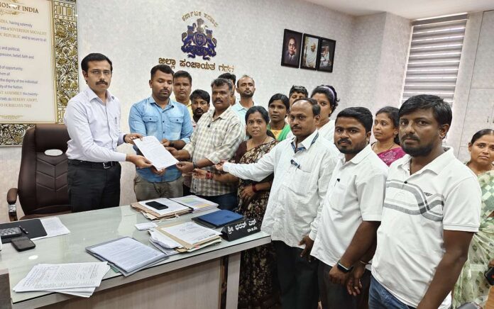 Petition by the union of outsourced employees of various groups of the health department