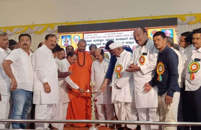 Pratibha Puraskar is an honor for new MPs