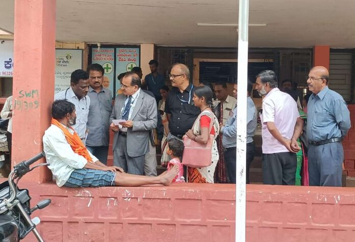 A surprise visit to a community health centre