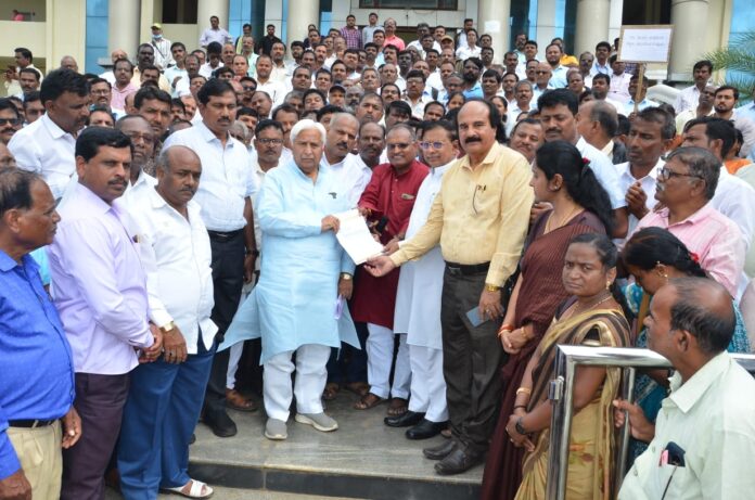 Appeal to Chief Minister Siddaramaiah for fulfillment of various demands