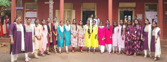 Twin-textile day by female students