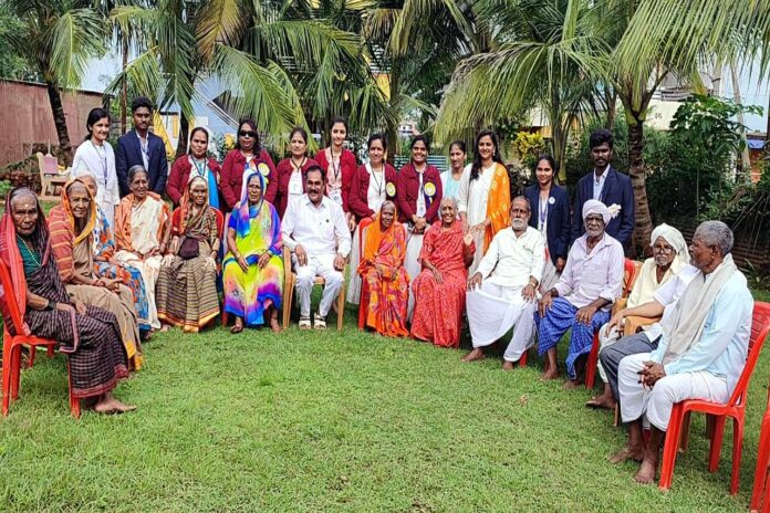 Special Independence Day celebrations in old age homes