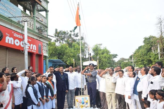 Independence Day at Municipal Co-operative Society