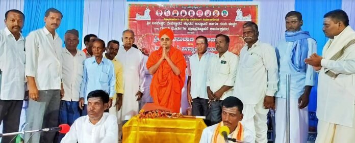 Abhinava Gavisiddheshwar Sri's speech at the Basaveshwara temple in Kochalapur