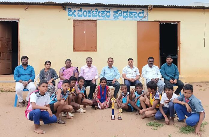 Best wishes to the students who won the Kho Kho game