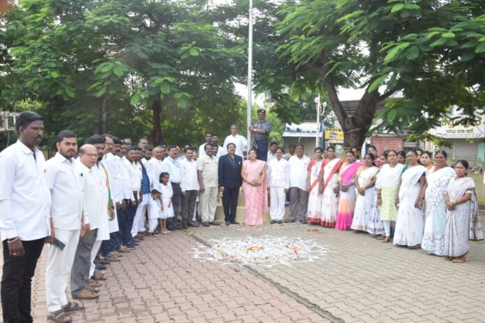 Independence day celebration in City Council