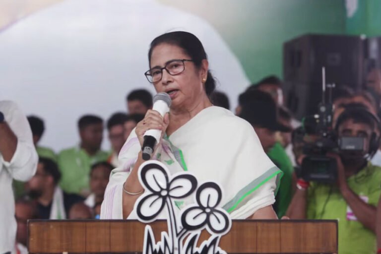ಬಂಗಾಳದಲ್ಲಿ ರಾಷ್ಟ್ರಪತಿ ಆಳ್ವಿಕೆ ಹೇರಲು ಬಿಜೆಪಿ ಸಂಚು: ಮಮತಾ ಬ್ಯಾನರ್ಜಿ ಆರೋಪ