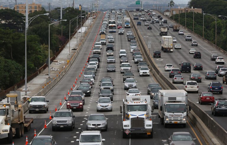 ವಾಹನ ಸವಾರರ ಗಮನಕ್ಕೆ: ಬೆಂಗಳೂರಿನ ಈ ರಸ್ತೆಯಲ್ಲಿ ಸಂಚಾರ ನಿರ್ಬಂಧ!