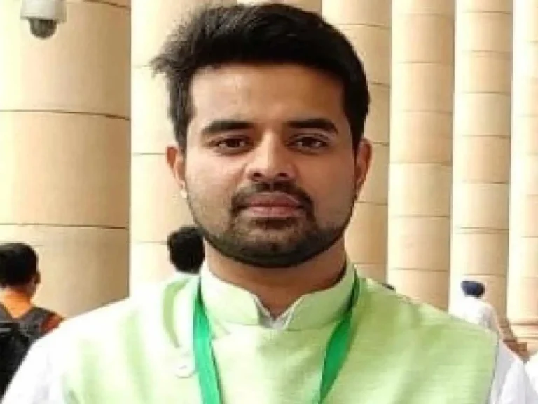 ಪ್ರಜ್ವಲ್‌ ರೇವಣ್ಣ ಜಾಮೀನು ಅರ್ಜಿ 2ನೇ ಬಾರಿಯೂ ವಜಾ: ಜೈಲಲ್ಲೇ ಮಾಜಿ ಸಂಸದ!