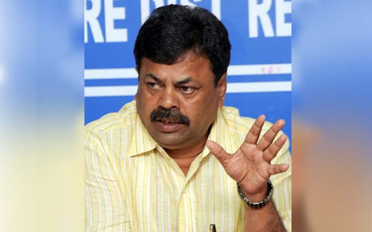 ರಾಜ್ಯದ ಜನರಿಗೆ ಮಕ್ಮಲ್ ಟೋಪಿ ಹಾಕಿ ಅಧಿಕಾರಕ್ಕೆ ಬಂದ ಸರ್ಕಾರ ಐಸಿಯುನಲ್ಲಿದೆ: ರೇಣುಕಾಚಾರ್ಯ