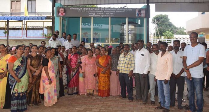 Inauguration of clean water unit in Siddhalinga Nagar Government High School