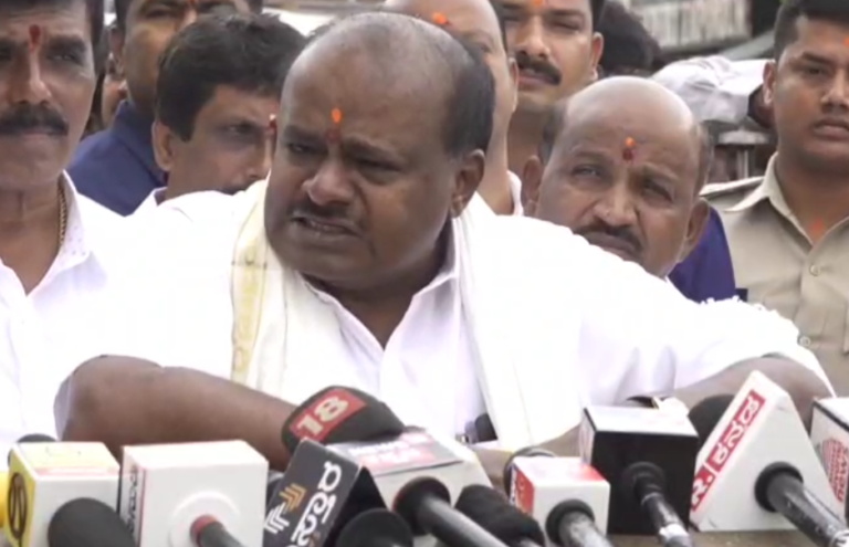 ಬಡವರಿಗೆ ಕೊಡುವ ಹಣವನ್ನ ವಾಲ್ಮೀಕಿ ನಿಗಮದಲ್ಲಿ ನುಂಗಿದ್ದಾರೆ: ಹೆಚ್.ಡಿ.ಕುಮಾರಸ್ವಾಮಿ
