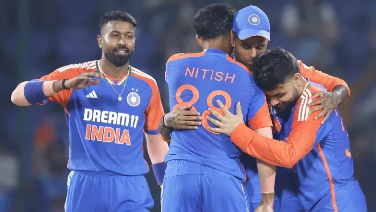 ಪಾಕ್ ಬಹಿಷ್ಕಾರ ನಡುವೆಯೂ ಭಾರತ ಕೊಲಂಬೋಗೆ ಪ್ರಯಾಣ: ಟಿ20 ವಿಶ್ವಕಪ್ ಪಂದ್ಯಕ್ಕೆ ಸಜ್ಜು