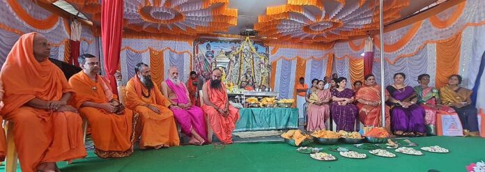 Ishtalinga Mahapuja on the 6th day