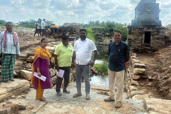 Viewing the site where the work on the protected monuments took place